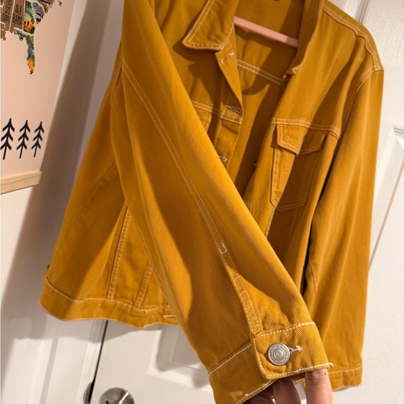 Women's Mustard Jacket - Picture 4 of 8
